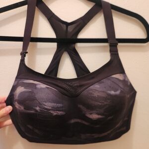 Women's Camouflage Sports Bra